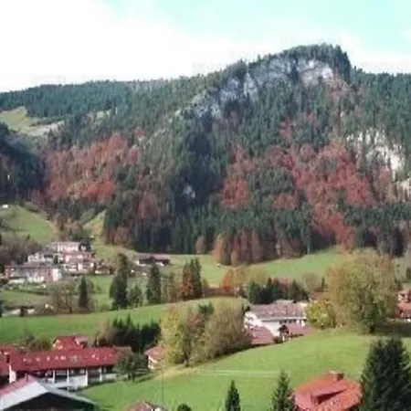Haus Falkenhorst Mit Suedbalkon Oberstdorf